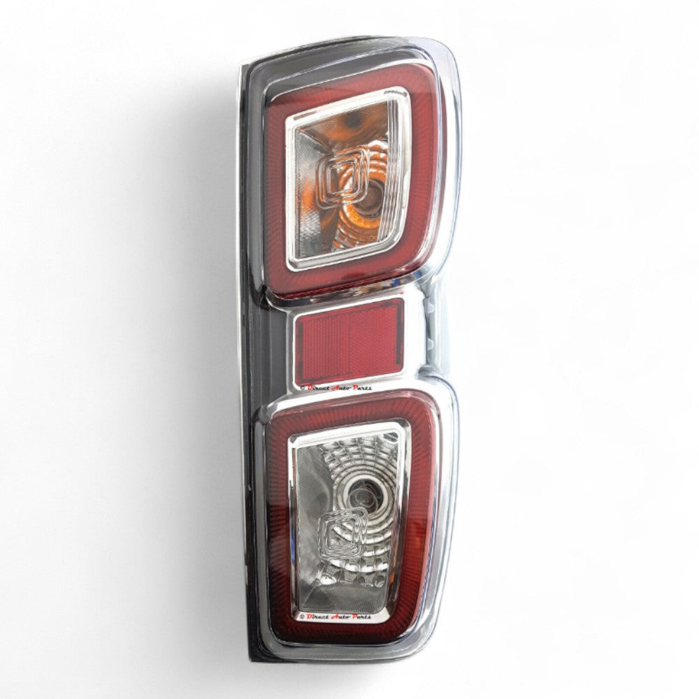 RH tail light for Isuzu D-MAX 2020–2025 with loom and bulbs 1