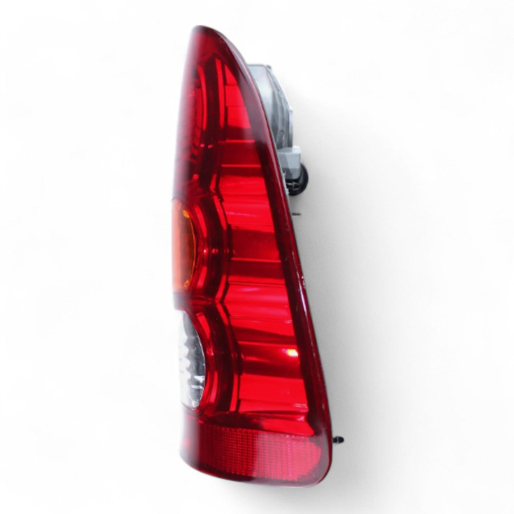 RH tail light for Toyota Hilux 2005–2011 1