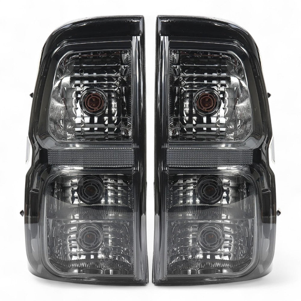 To Fit Toyota Hilux Tail Light Set 2015–2020 - Partzo