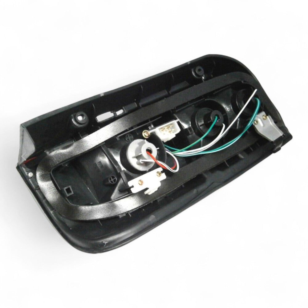 To Fit Toyota Hiace Tail Light 1989 - 2004 - Partzo