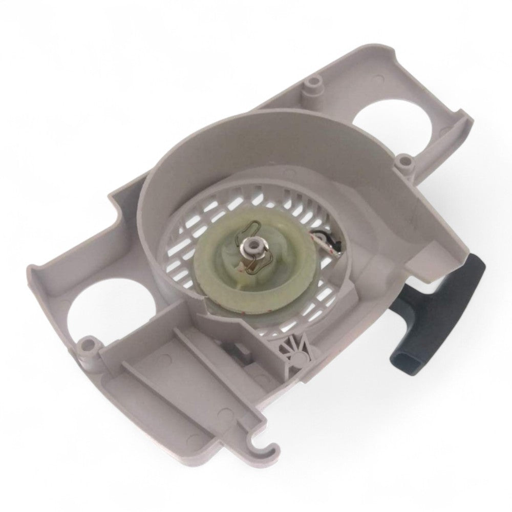 Recoil Pull Starter Assembly – To Fit STIHL 017 / 018 / MS170 / MS180 / MS180C Chainsaws – Replaces 1130 080 2100