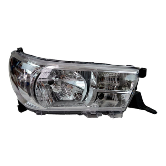 To Fit RH Headlight – Toyota Hilux 2015–2022 – Halogen Type with Electric Adjust