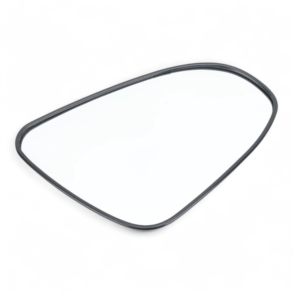 To Fit RH Heated Mirror Glass – Toyota Yaris (2012–2020)  1