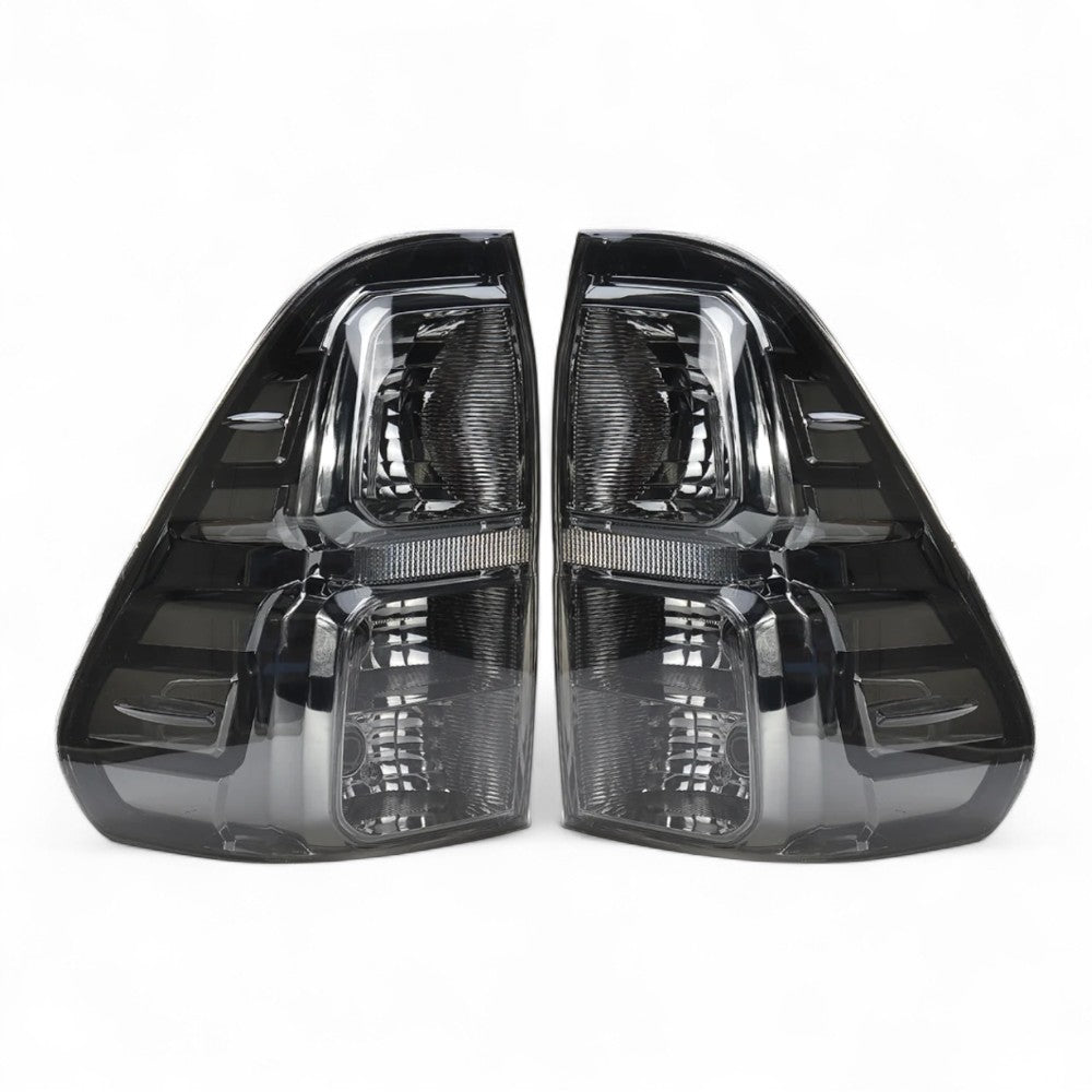 To Fit Toyota Hilux Tail Light Set 2015–2020